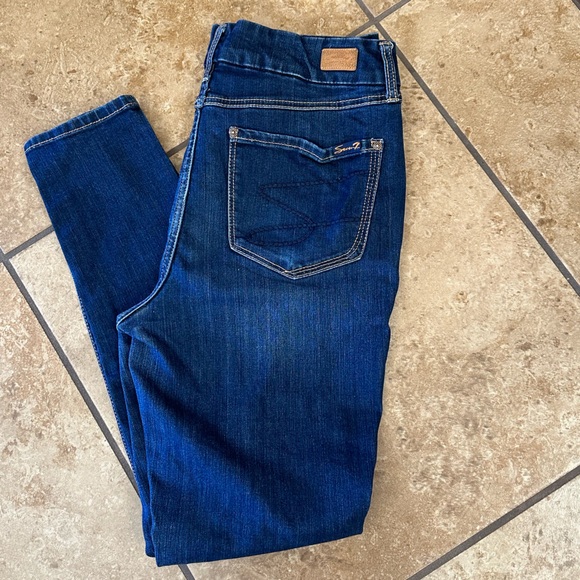 NWOT - SEVEN7 - Straight Leg Jeans Size 12 Embroidered Denim RN 109890 stretch - Picture 9 of 13